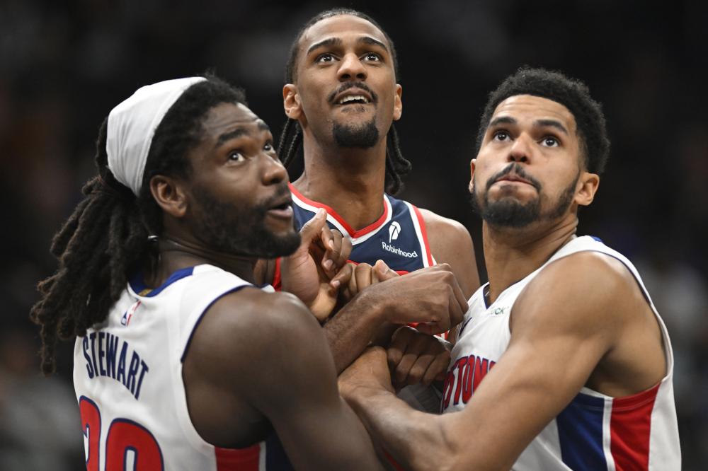 但在防守端 但在防守端