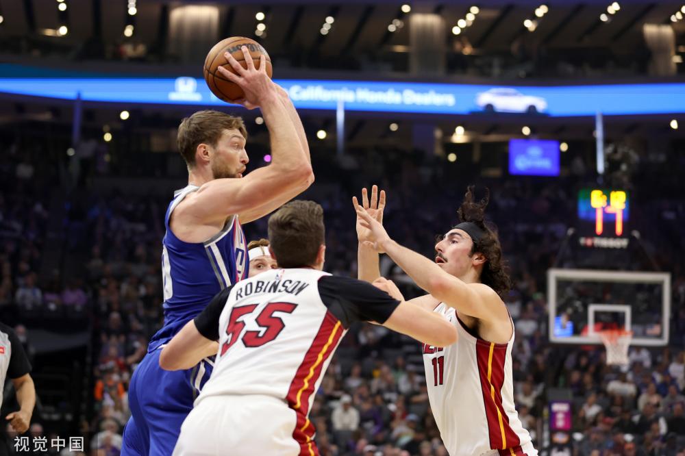 作为加拿大 作为加拿大