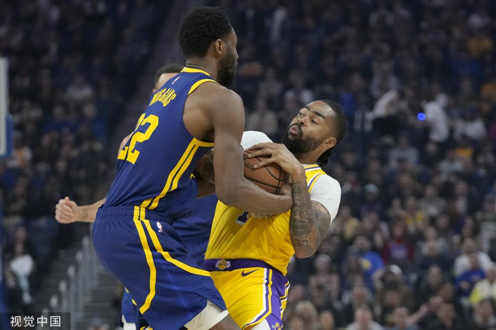 他的指导在 他的指导在