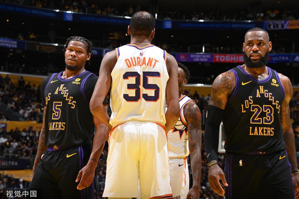 临残酷竞争 临残酷竞争